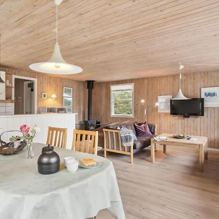 3 Bedroom Awesome In * Saltum