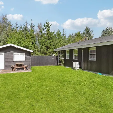 3 Bedroom Awesome In